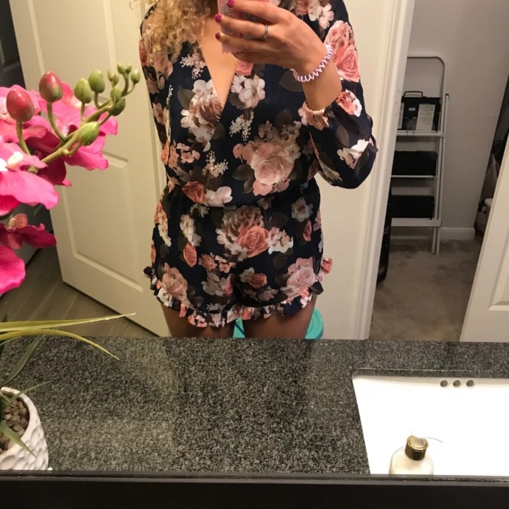 Floral Romper NWOT